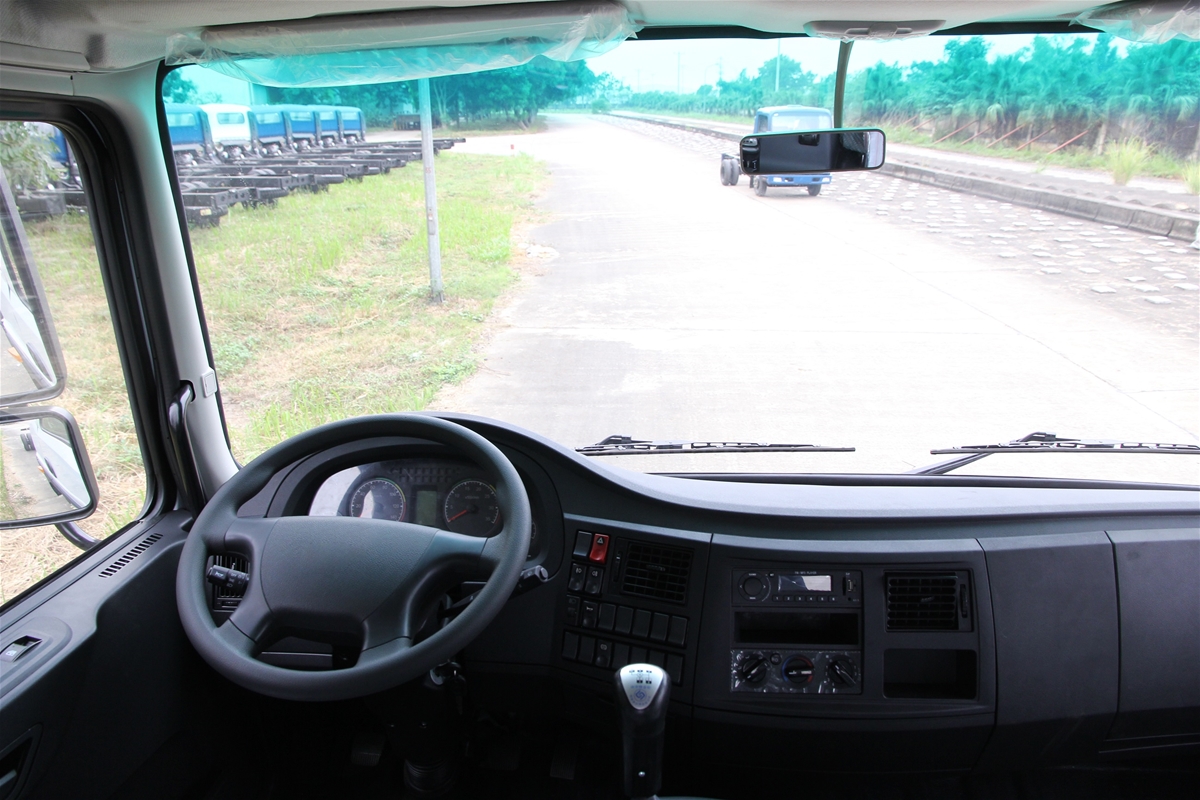 Nội thất cabin xe tải Veam VPT880